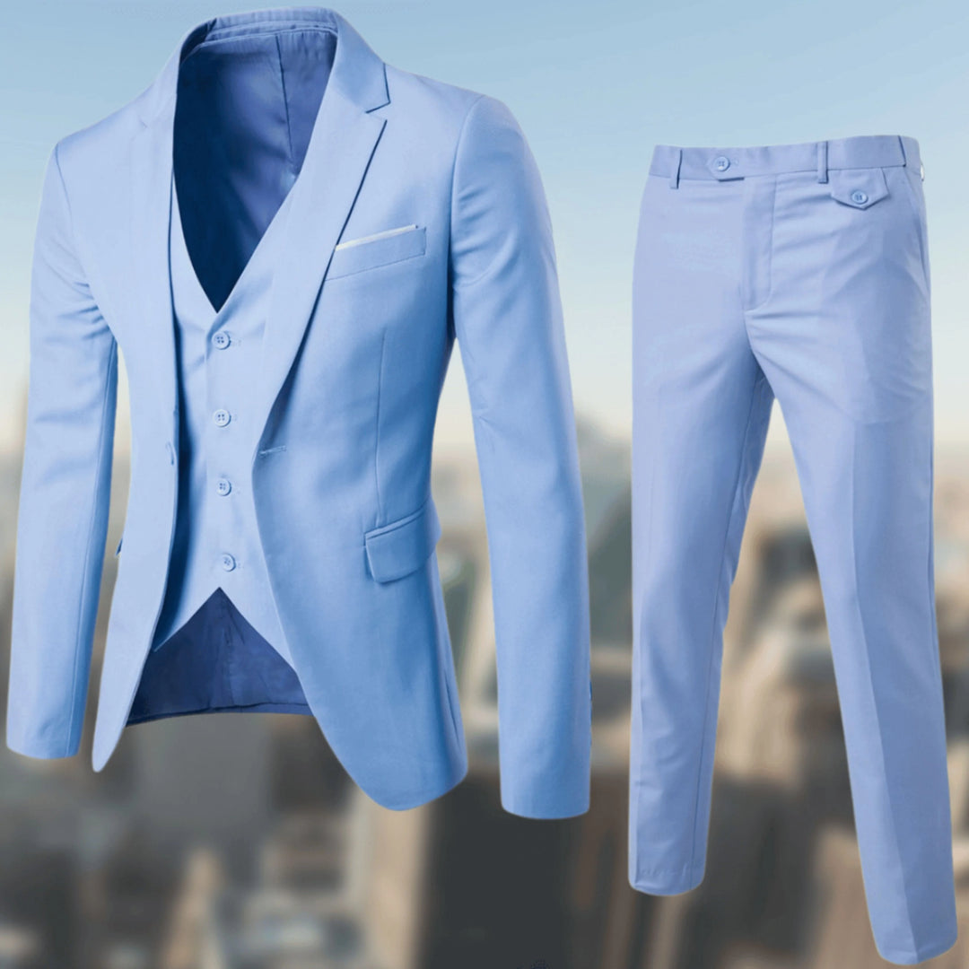 Costume Thaddeus chic pour homme, coupe moderne et finitions soignées adaptées aux mariages et cérémonies.