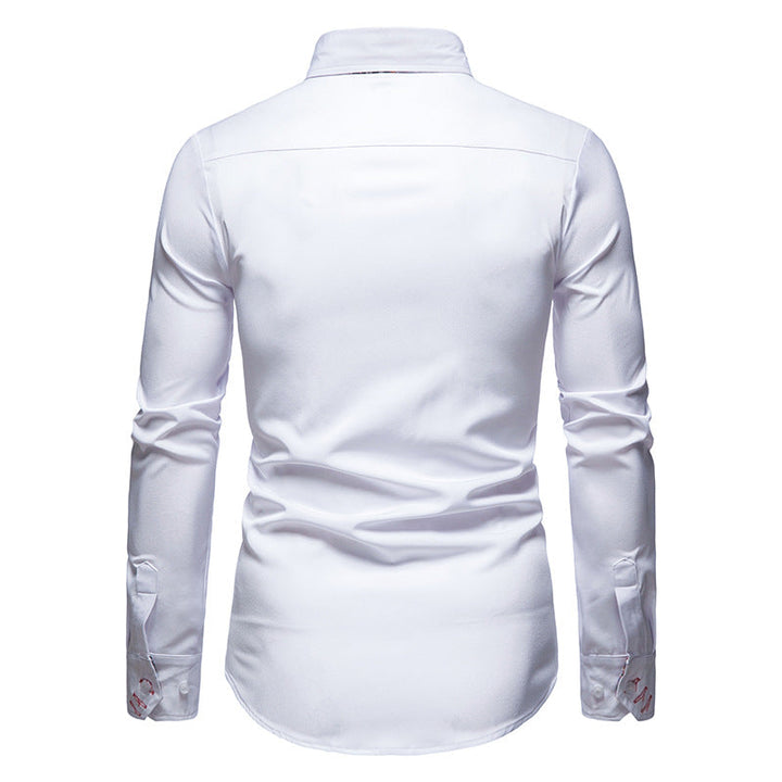 Vue arrière de la chemise d’été pour homme Théophile blanche, coupe ajustée avec manches longues et poignets boutonnés.
