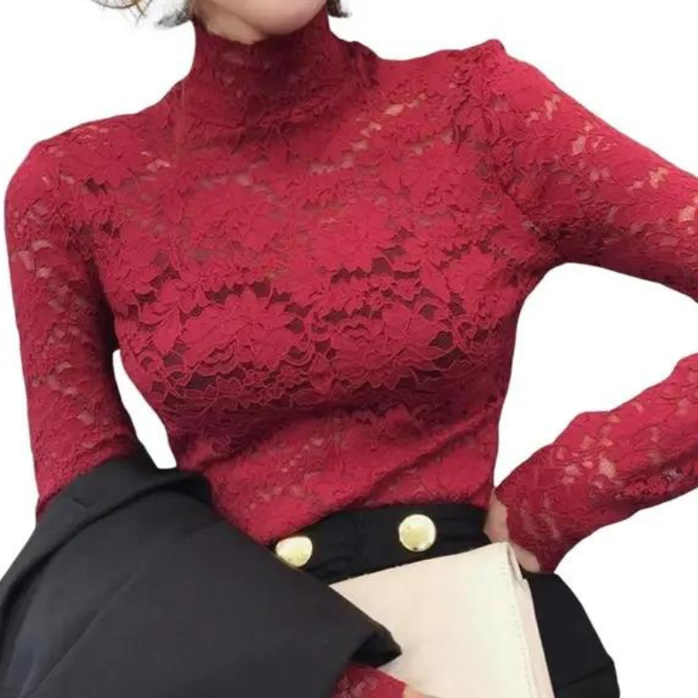Haut en dentelle pour femme rouge, à manches longues avec col montant, coupe ajustée et motifs floraux raffinés, style élégant et tendance.
