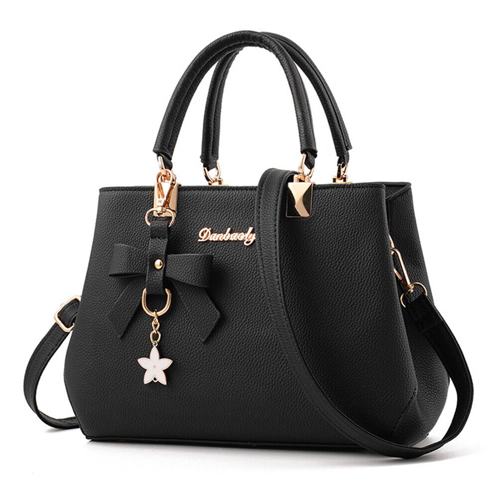 Sac Claudete élégant à bandoulière pour femme, ligne raffinée adaptée aux tenues polyvalentes.