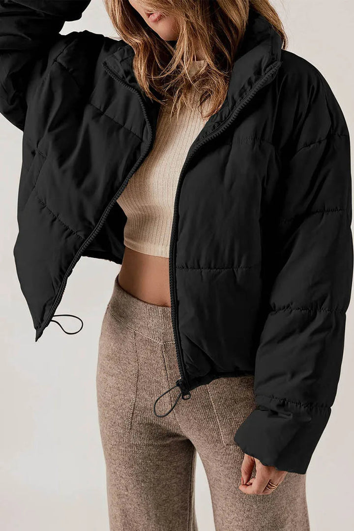 la veste puffer adapté aux tenues polyvalentes.