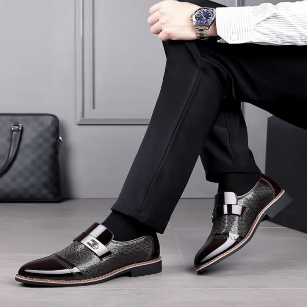 Chaussures Oxford Beltran pour homme, ligne classique et finition soignée adaptées aux tenues habillées.