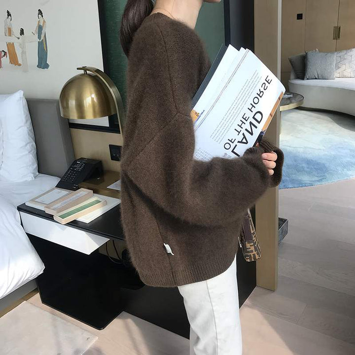 Pull Marlène épaules tombantes pour femme, maille douce adaptée aux tenues cocooning automnales.