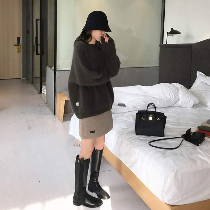 Pull Marlène épaules tombantes pour femme, maille douce adaptée aux tenues cocooning automnales.