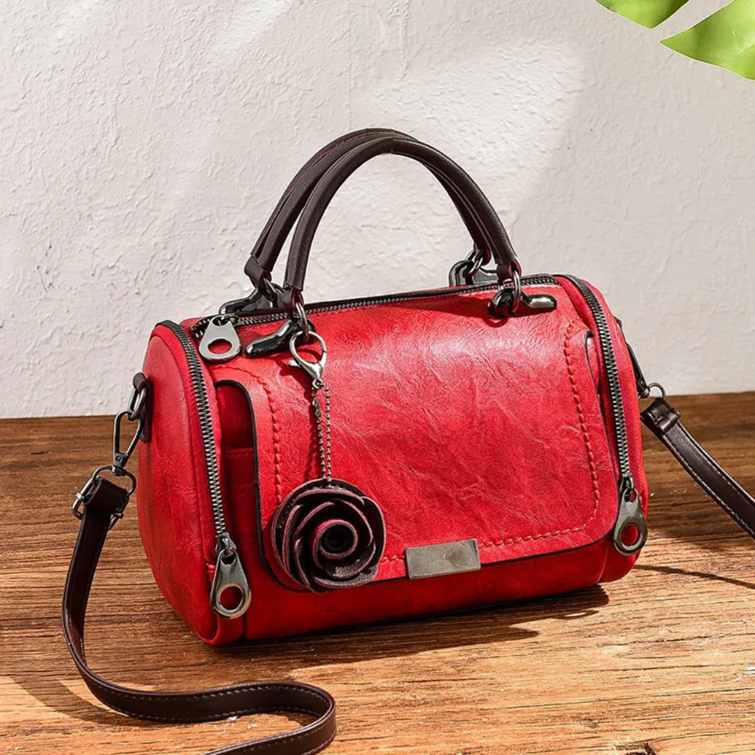 Sac Chavell crossbody pour femme, bandoulière ajustable et finitions soignées adaptées aux tenues polyvalentes.