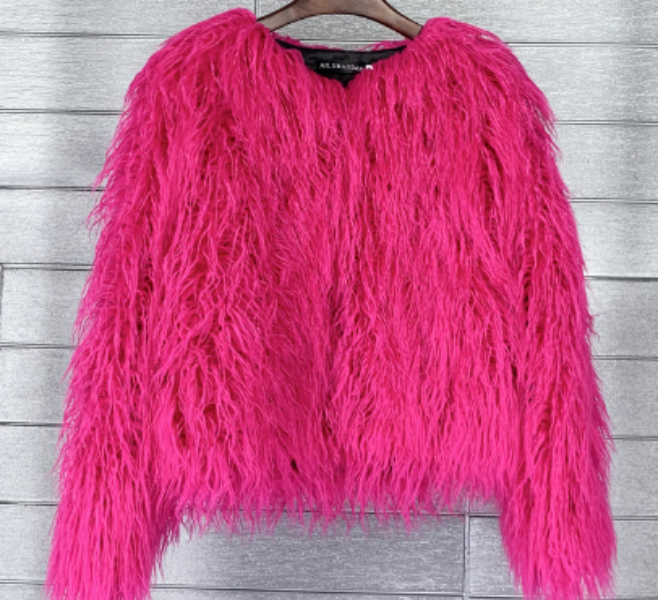 Pull Bathilde chic pour femme, maille douce et coupe élégante adaptée aux journées hivernales.