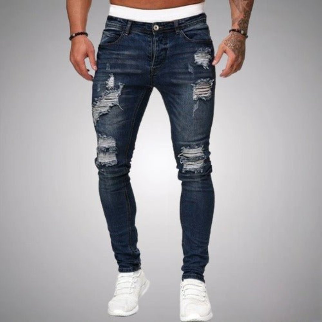 le jean adapté aux tenues polyvalentes.