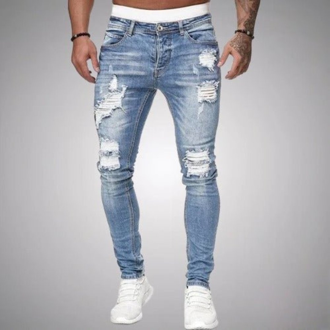 le jean adapté aux tenues polyvalentes.